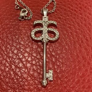 Arbonne jewelry/honey set